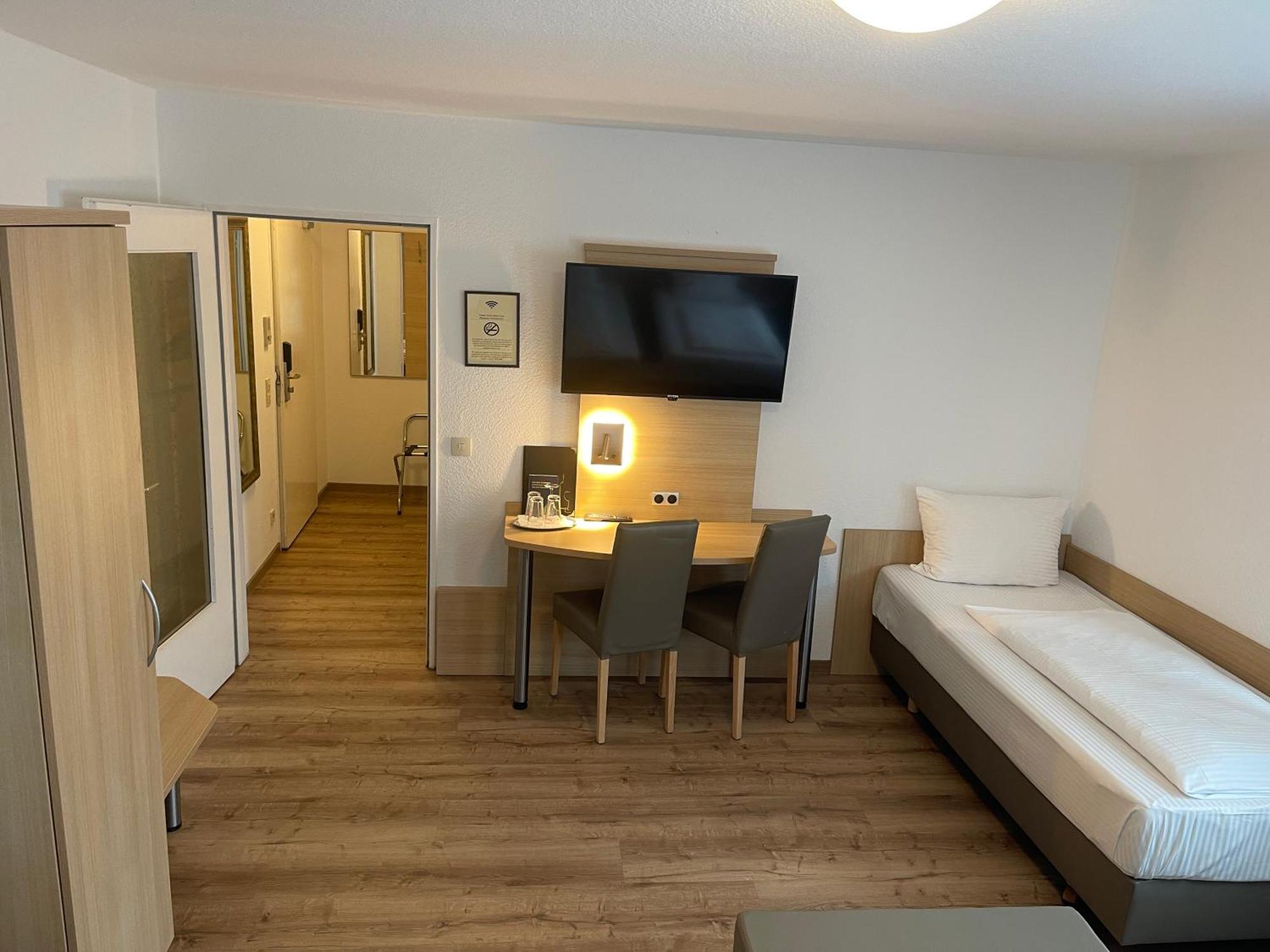 Hafner Hotel- Apartment -Self Check-In Estugarda Exterior foto