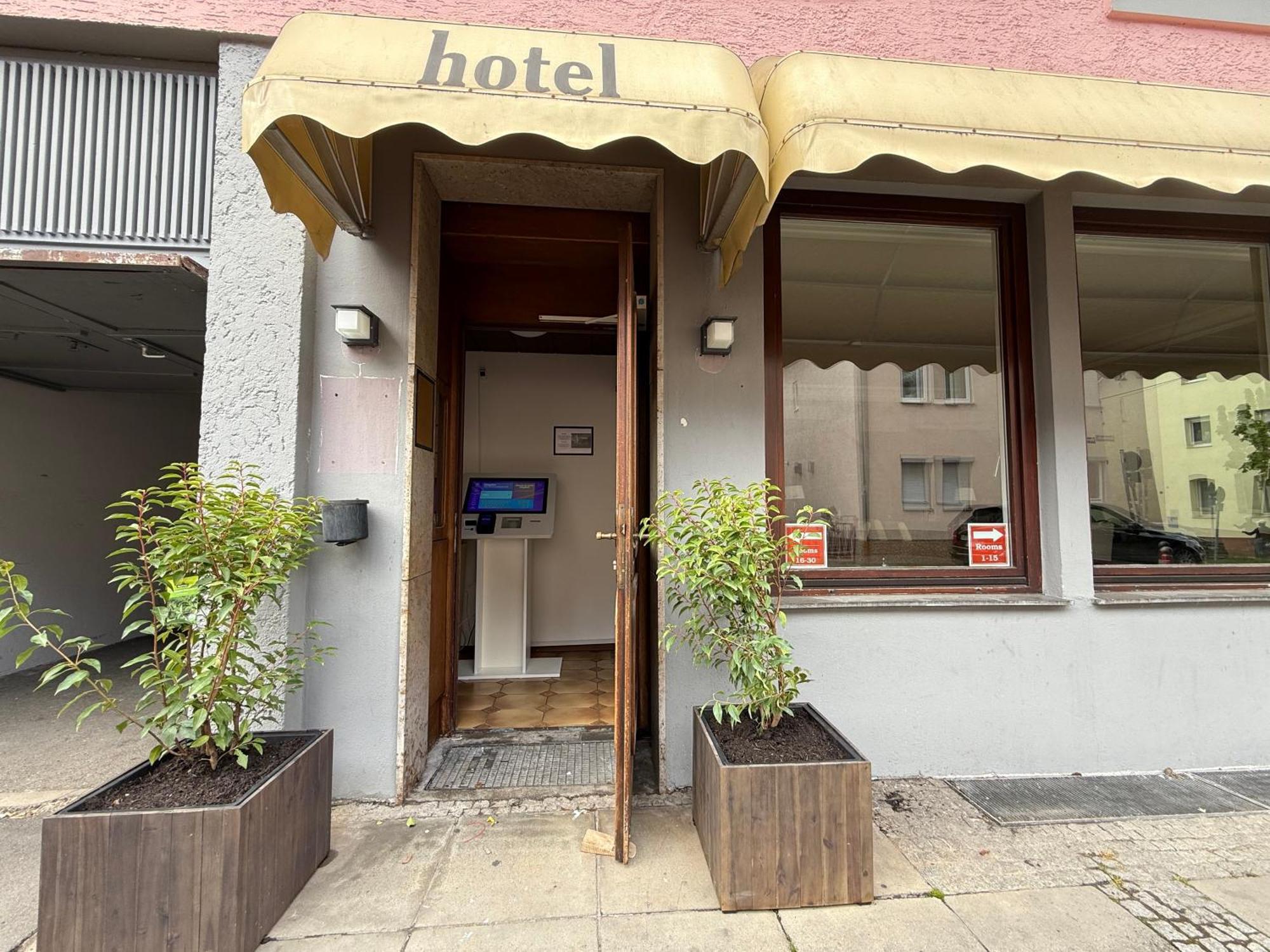 Hafner Hotel- Apartment -Self Check-In Estugarda Exterior foto
